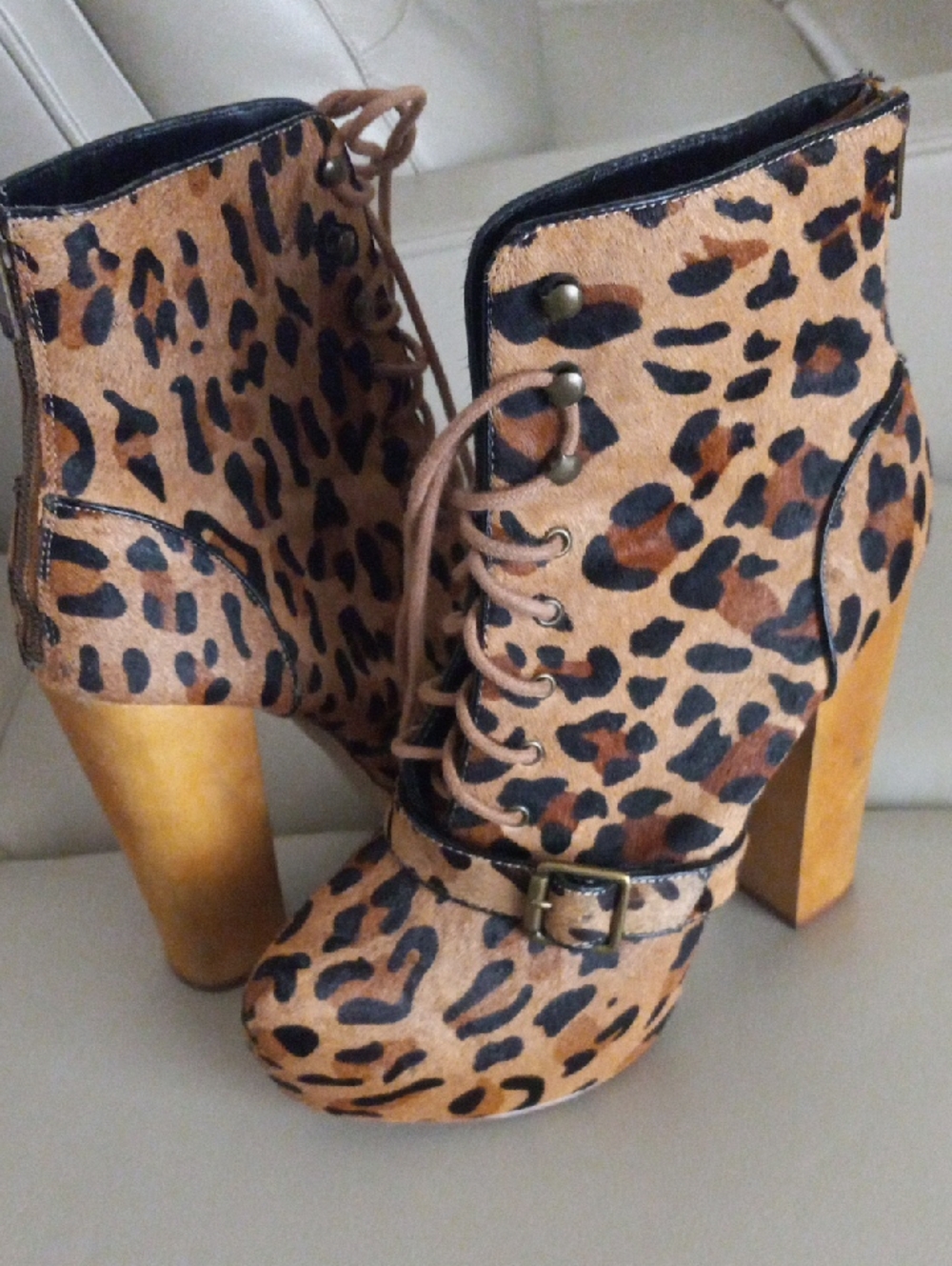 Steve Madden Leopard Pony Hair Lace-Up Platform Ankle Boots - Tan/Black Size 9.5